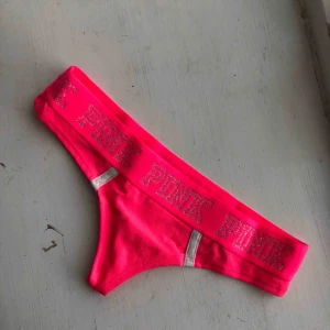  - Aldrig använd. Kan mötas upp i göteborg eller skicka, då står köparen för frakten. Kolla gärna in min sida och fynda! 🌸