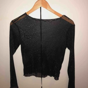  - Glitter mesh tröja från brandy melville, köpare står för frakt 🌹