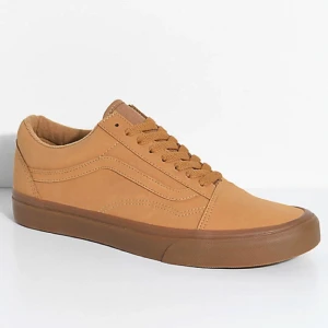  - Knappt andvända har bara sketat lite i dom sedan blev det för små  Accepterar byte (mycket bra skick)