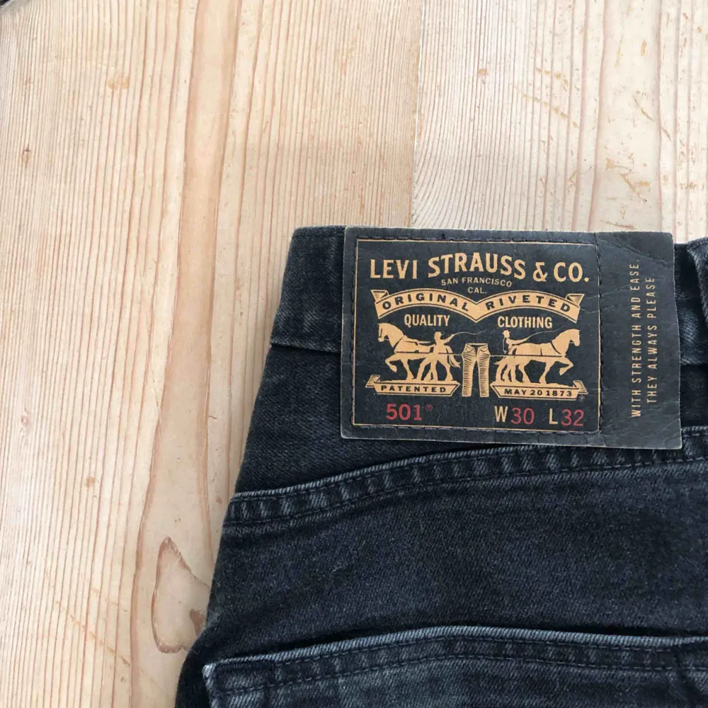 Levis Skateboarding Jeans i storlek W30 L32. Mycket sköna. Använda men bra skick. Köparen står för frakt! . Jeans & Byxor.