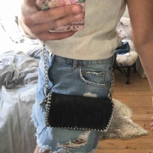  - Väska från scorett köpt för 450kr, säljer för 200