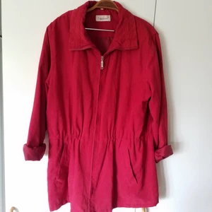  - Röd vintagejacka, passar s-m