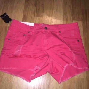  - Rosa jeans shorts