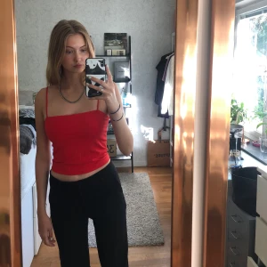 Linne från Gina tricot  - Snyggt linne i storlek xs, nästan aldrig andvänd 