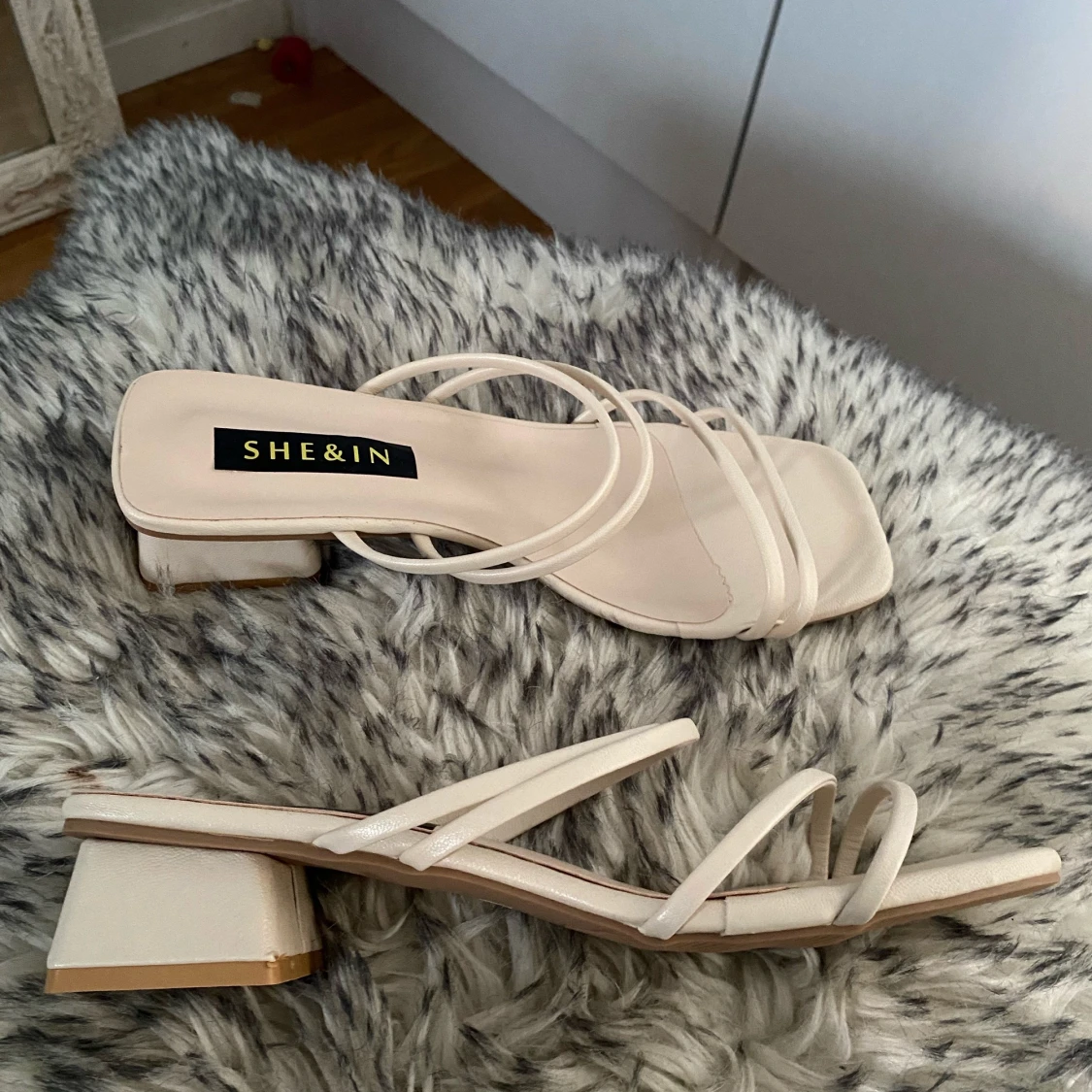 Taxklackar från SheIn storlek 37 - 91