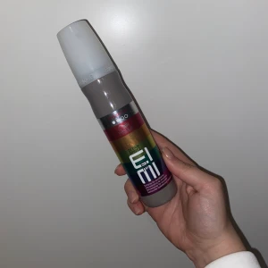 Saltvattenspray - Saltvattenspray till håret. Aldrig använd. Vanligt pris: 205kr