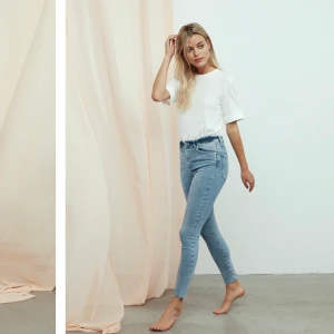 Jeans - Säljer dessa jeans från bikbok eftersom att dem inte används längre! Ord. pris 599 kr