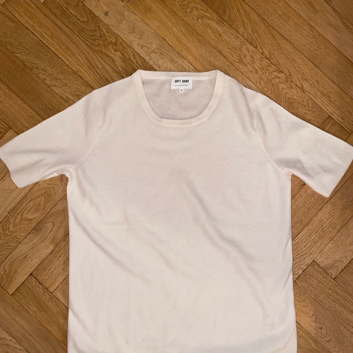 Helt ny soft goat t shirt - vit 