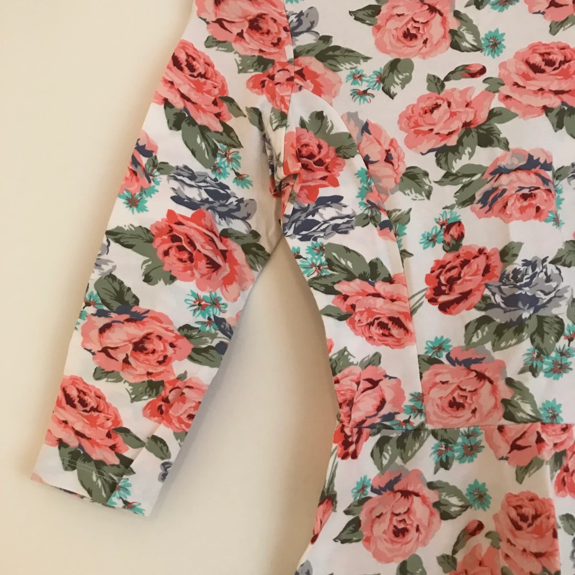 Peplumtopp från BikBok - 90