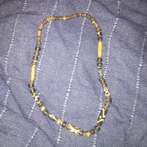 Halsband  - Oanvänd.