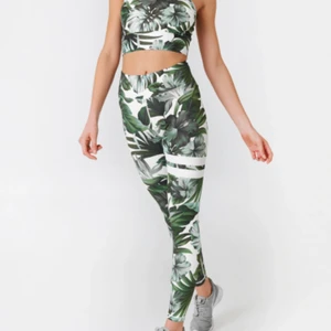 Stronger topp - Knappt använd topp i finns ej kvar i deras sortiment. Originalpris 350 kr tror jag.