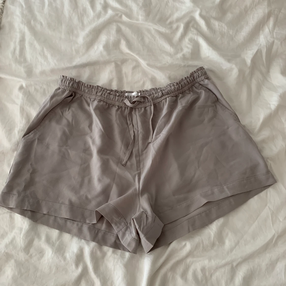 Gråa shorts💓💓 stl L