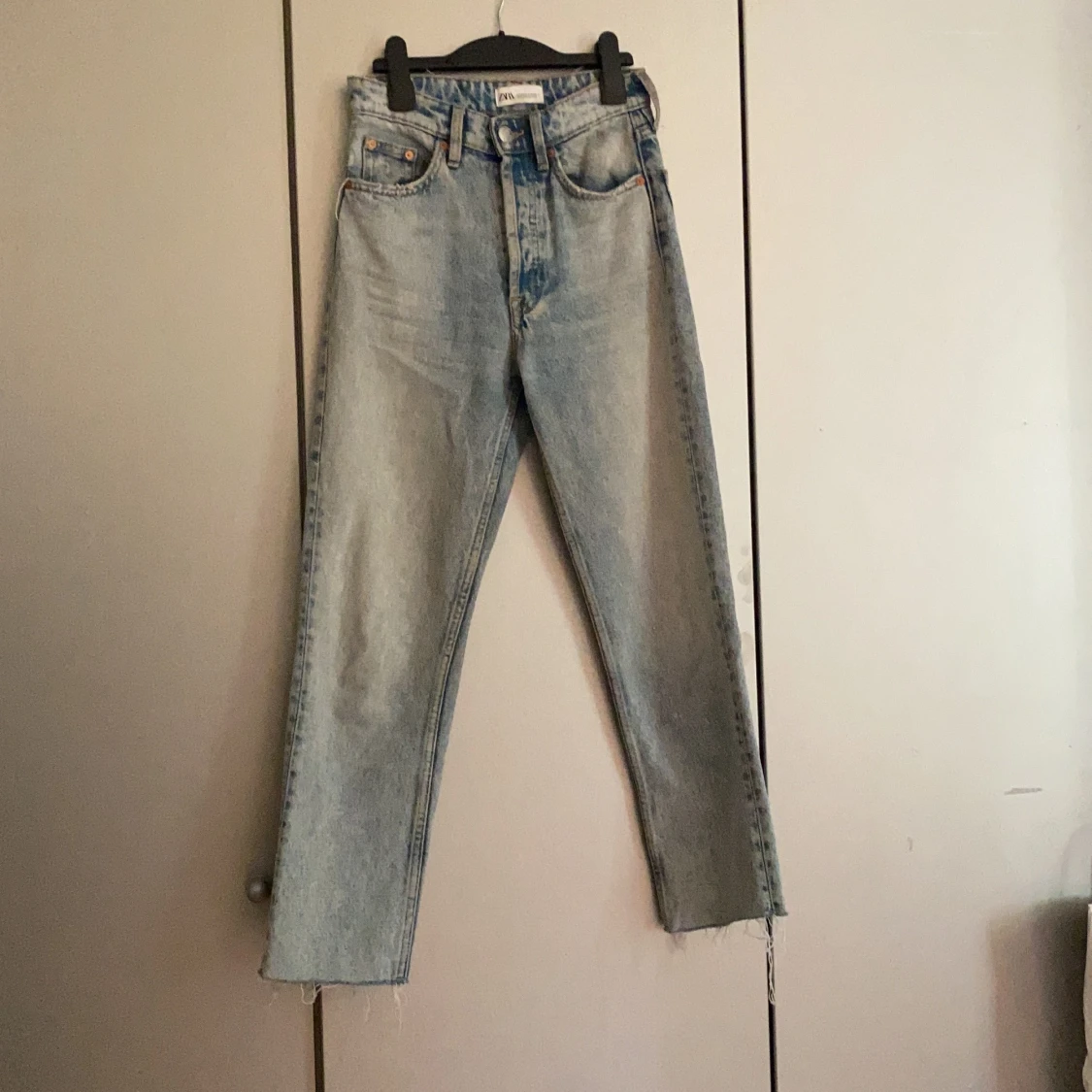 Ljusa jeans från Zara!