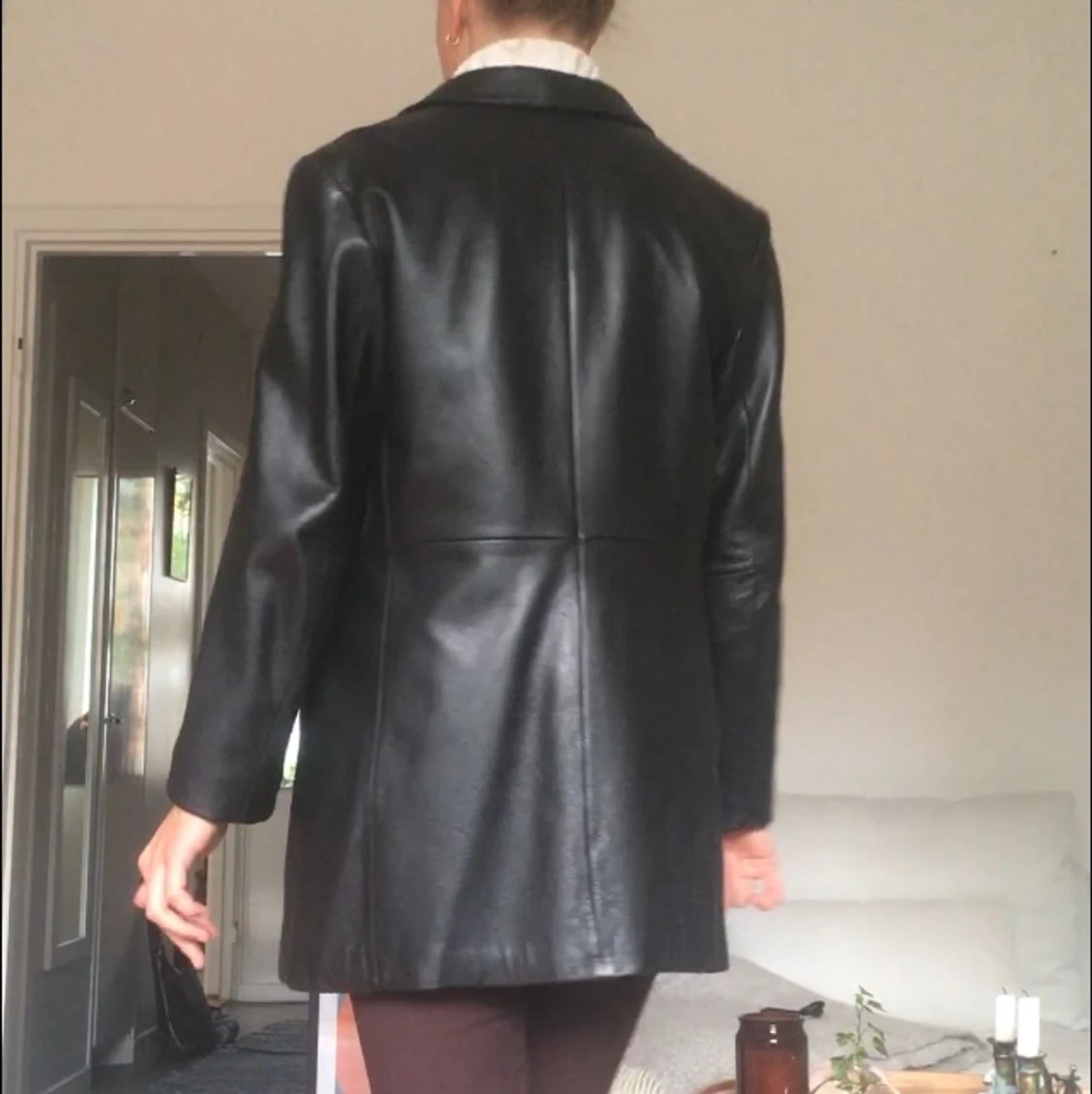 Jättefin 90-tals äkta läderkavaj i strl L - 90