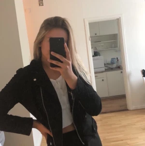 Jacka mocka - Jacka i mocka immitation från HM, bra skick! Storlek 36, 60kr