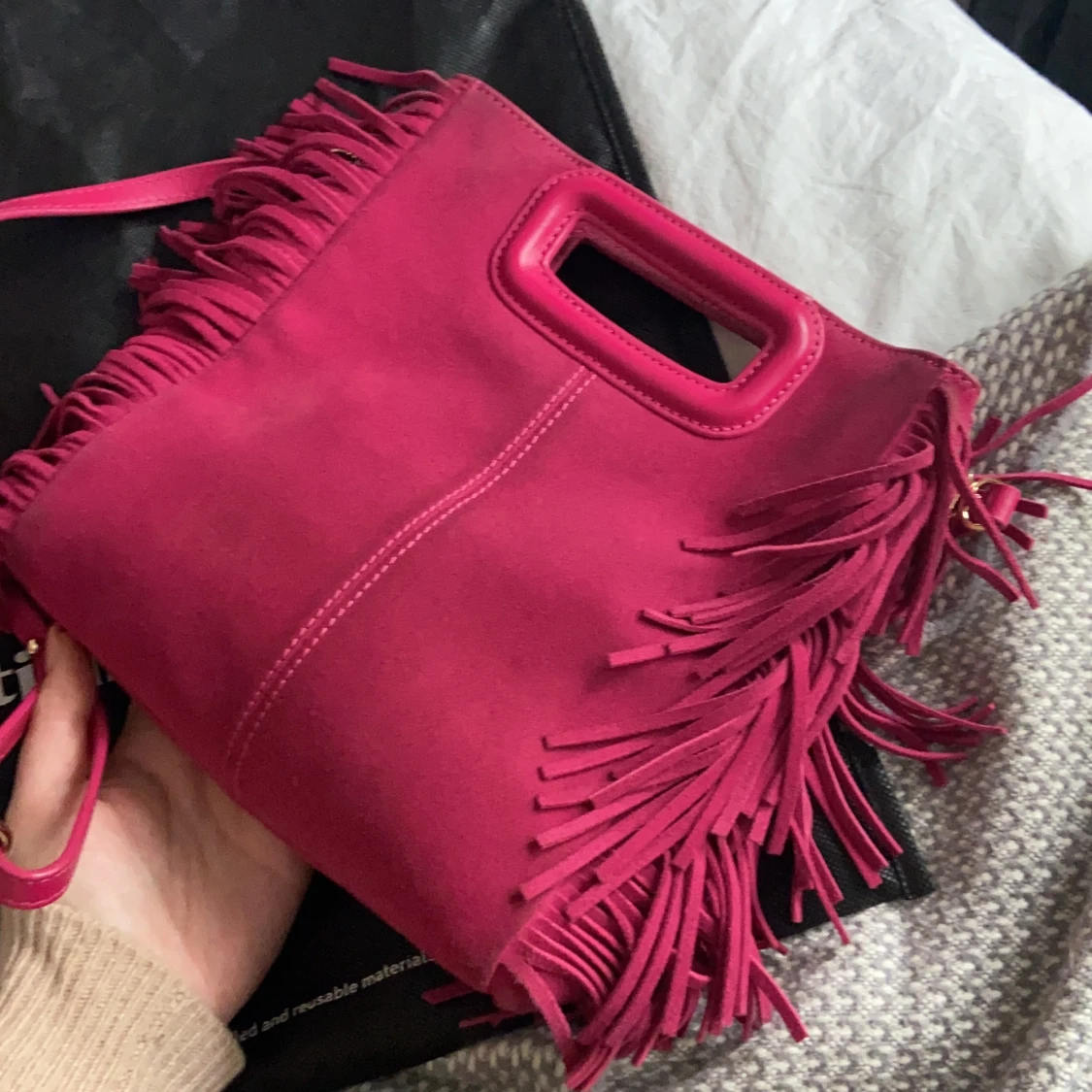 Maje väska i rosa mocka  - 91