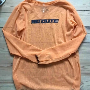 Meshtopp från Berlin  - Coolaste meshtoppen, köpt i Berlin. Vet inte riktigt vad märket är men köpte den för cirka 800kr och har aldrig använt den 