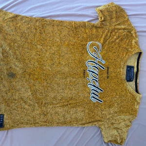 T-shirt  - My pris - 500 sammet tyg 