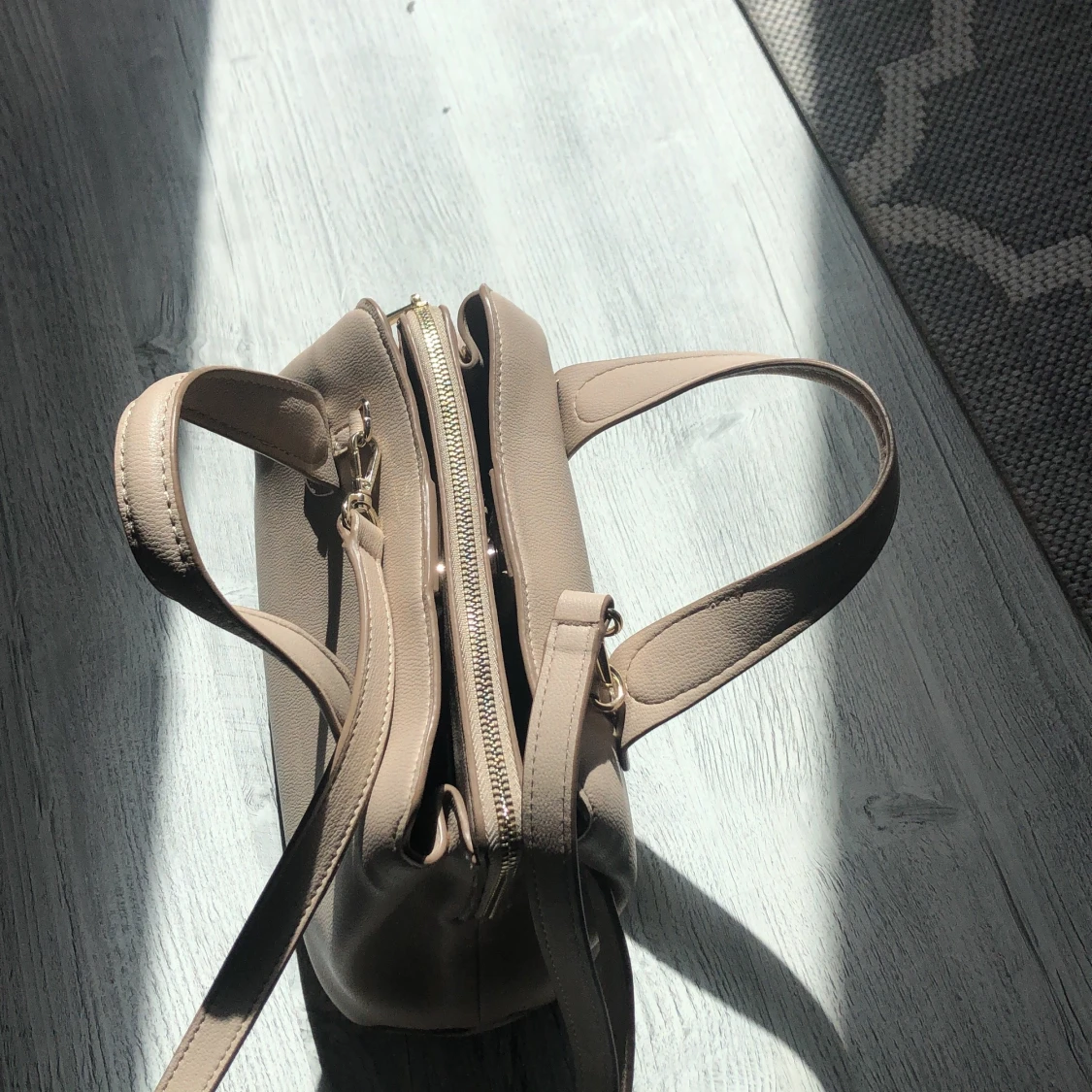 Zara väska  - 91