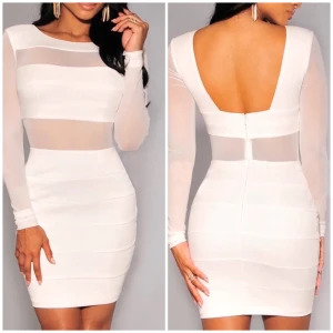 Vit klänning ( ny) - Ny klänning , strl  S. Passar M Har likadan i svart i en annan annons