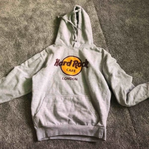  - Jätte skön ”hard rock” från london när jag va där! 