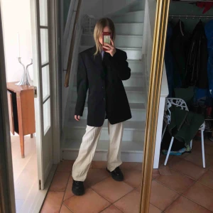  - jacket, i’m 164cm and delivery is not included. DISCOUNT if you buy the pants as well.