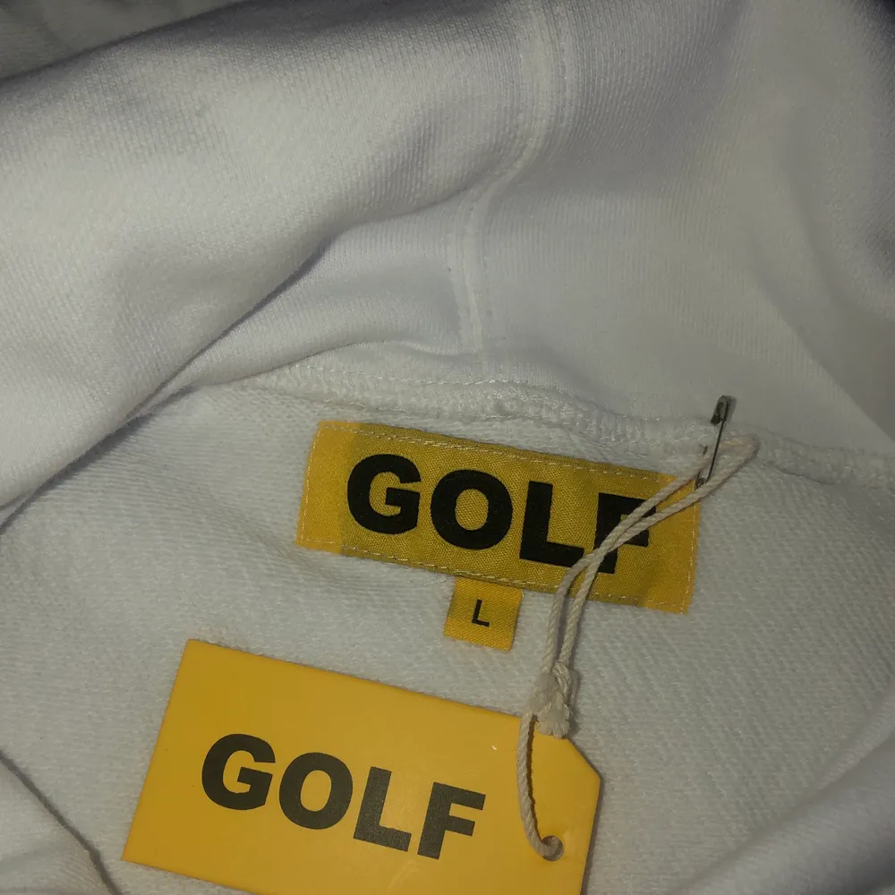 Golf Wang vit hoodie. Helt ny. Aldrig använd. Kommer i original förpackning och med lappen/etiketten på.. Hoodies.