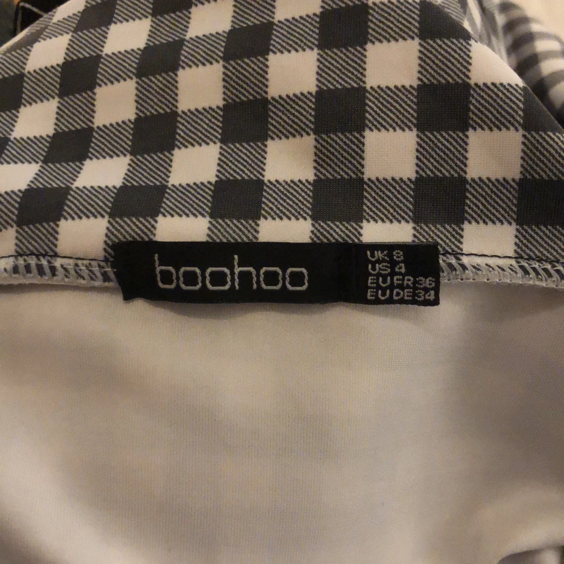 Tröja från boohoo strl 34/36 - 90