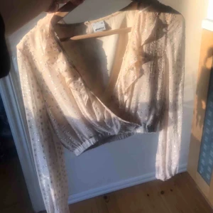  - Snygg festtopp från Gina!