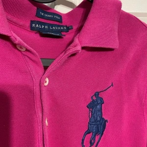 Ralp laruoren, S 250 - Använd 1 gång Nypris: 1299kr säljer för 250 ( pris kan diskuteras) 