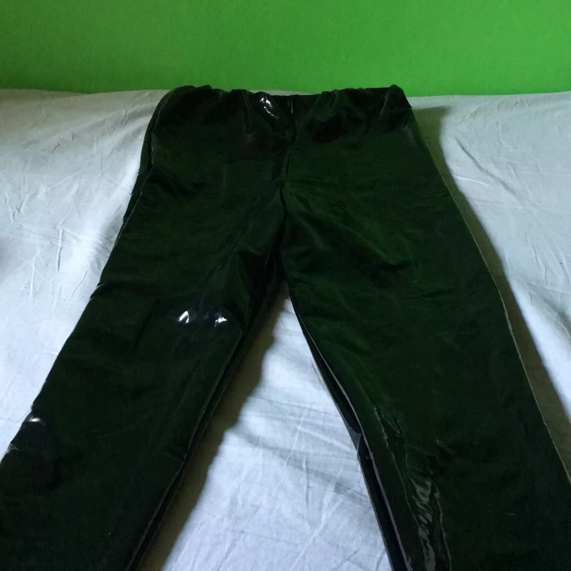 Stretchiga lackleggings  - 90