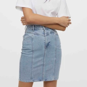  - Oanvänd jeanskjol från hm, passar till allt. Prefekt till sommaren✨🌸