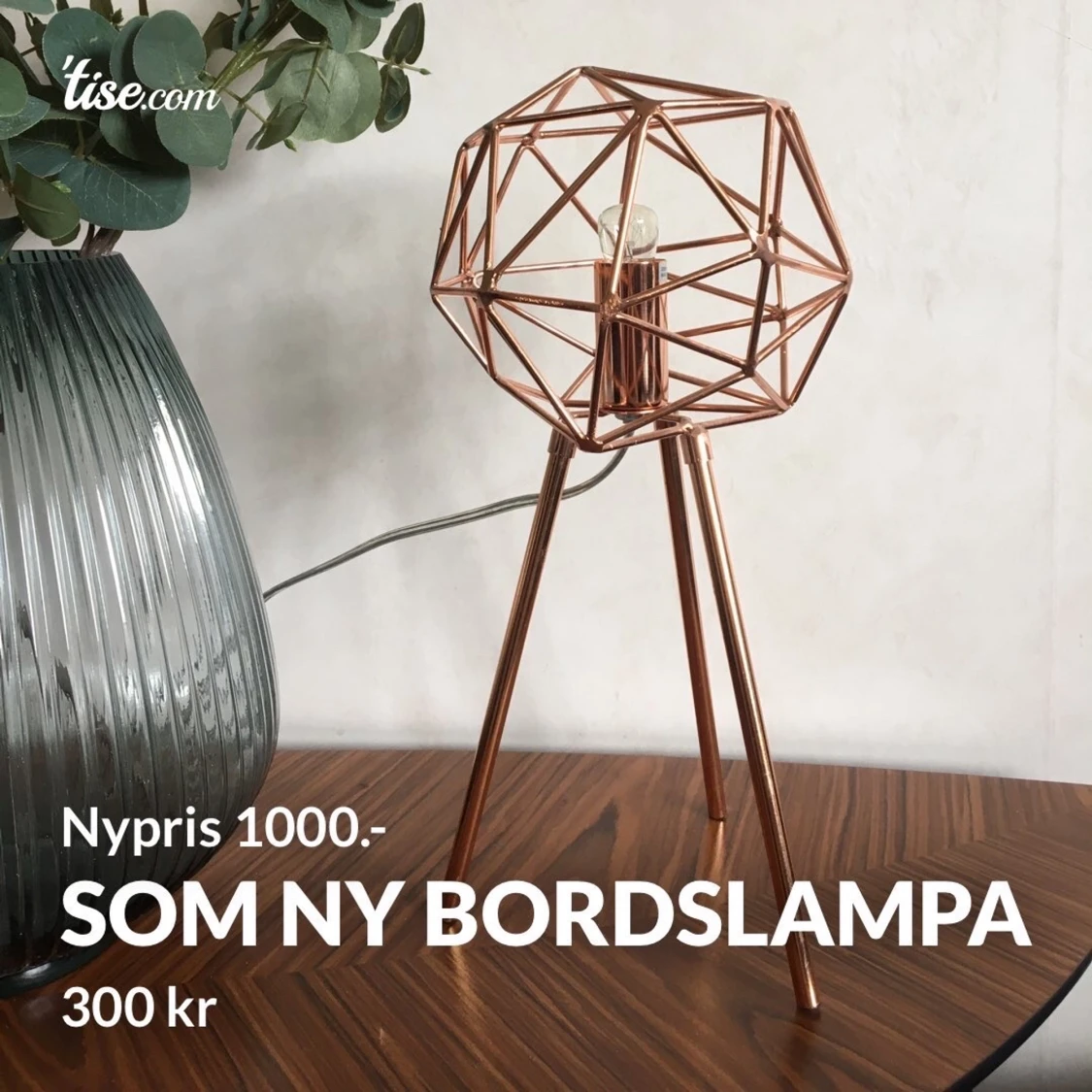 Bordslampa Skeidar