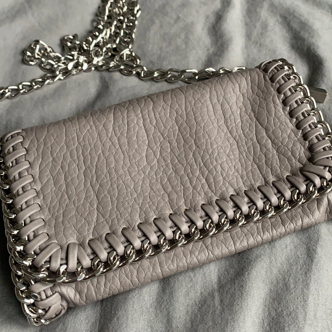 Beige/grå liten väska  - 90