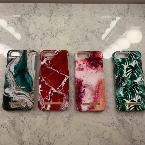  - Säljer mina iPhone skal, till 6,7,8 plus då jag bytt telefon. Märke: ideal of Sweden nypris 200-400 kr styck. Säljer dessa för 80kr/styck. De är som i nyskick, syns ej att de använts. OBS, finns nu 1 skal kvar, det längst till höger med ”Palm blad”