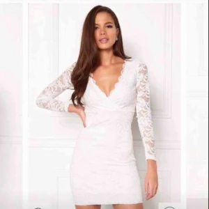  - Söker denna klänning från bubbleroom