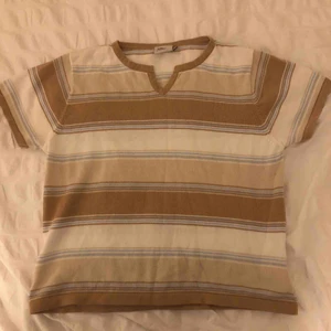  - As najs crop top, aldrig använd! 🤩