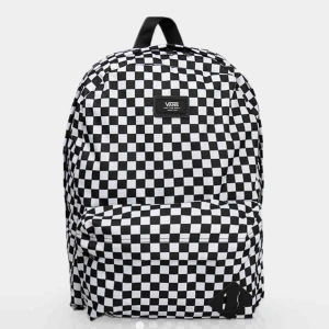  - Vans ryggsäck som är använd fåtal gånger och är därmed i gott skick! Nypris: 379kr. Frakt tillkommer och betalningen sker via Swish.