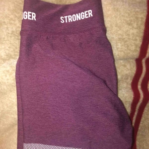  - Helt nya ”Anima” stronger tights. Har endast testat dom hemma! Pris kan diskuteras vid snabb affär