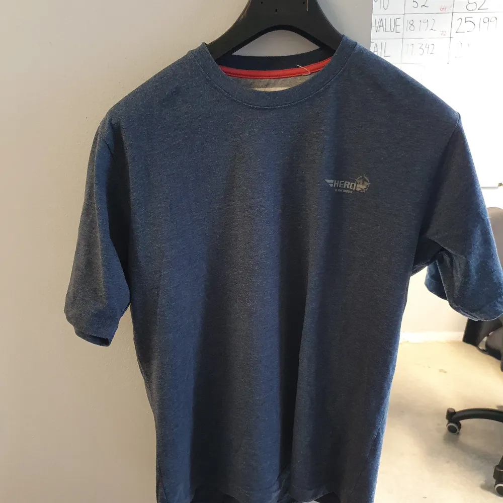 XL blue-gray t-shirt, 