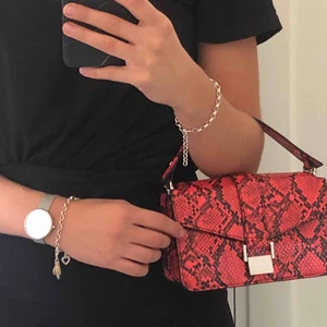  - Supercool väska från zara! Frakt tillkommer. ❤️ skicka för mer bilder! 