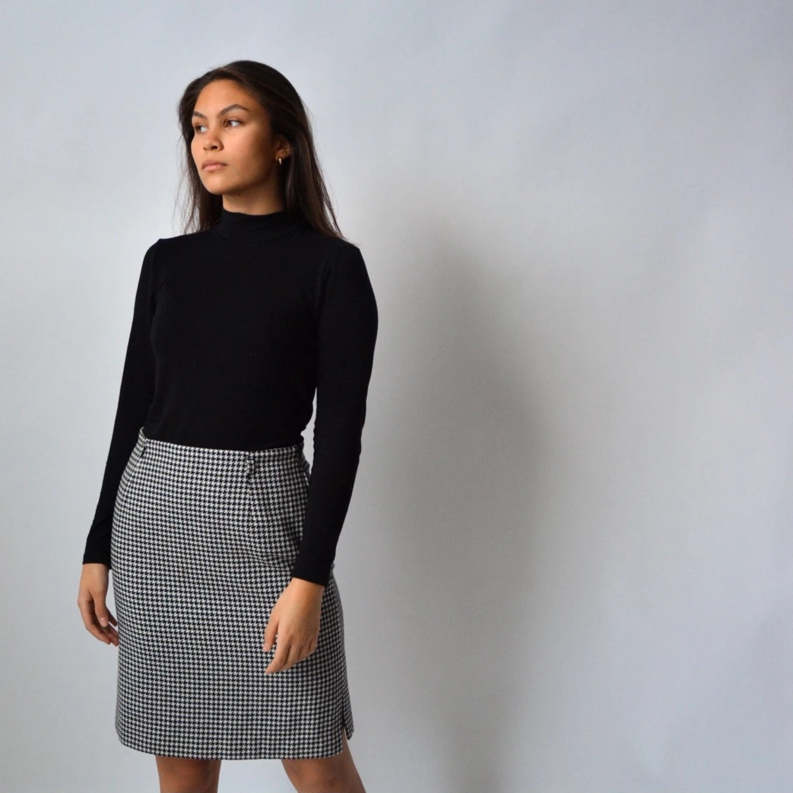 Hundtandsmönstrad kjol