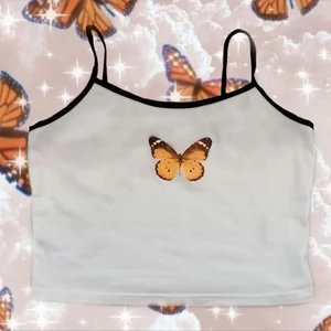 Fjärilstopp - Jättefin croppad fjärilstopp i storlek S, 50 kr inklusive frakt 