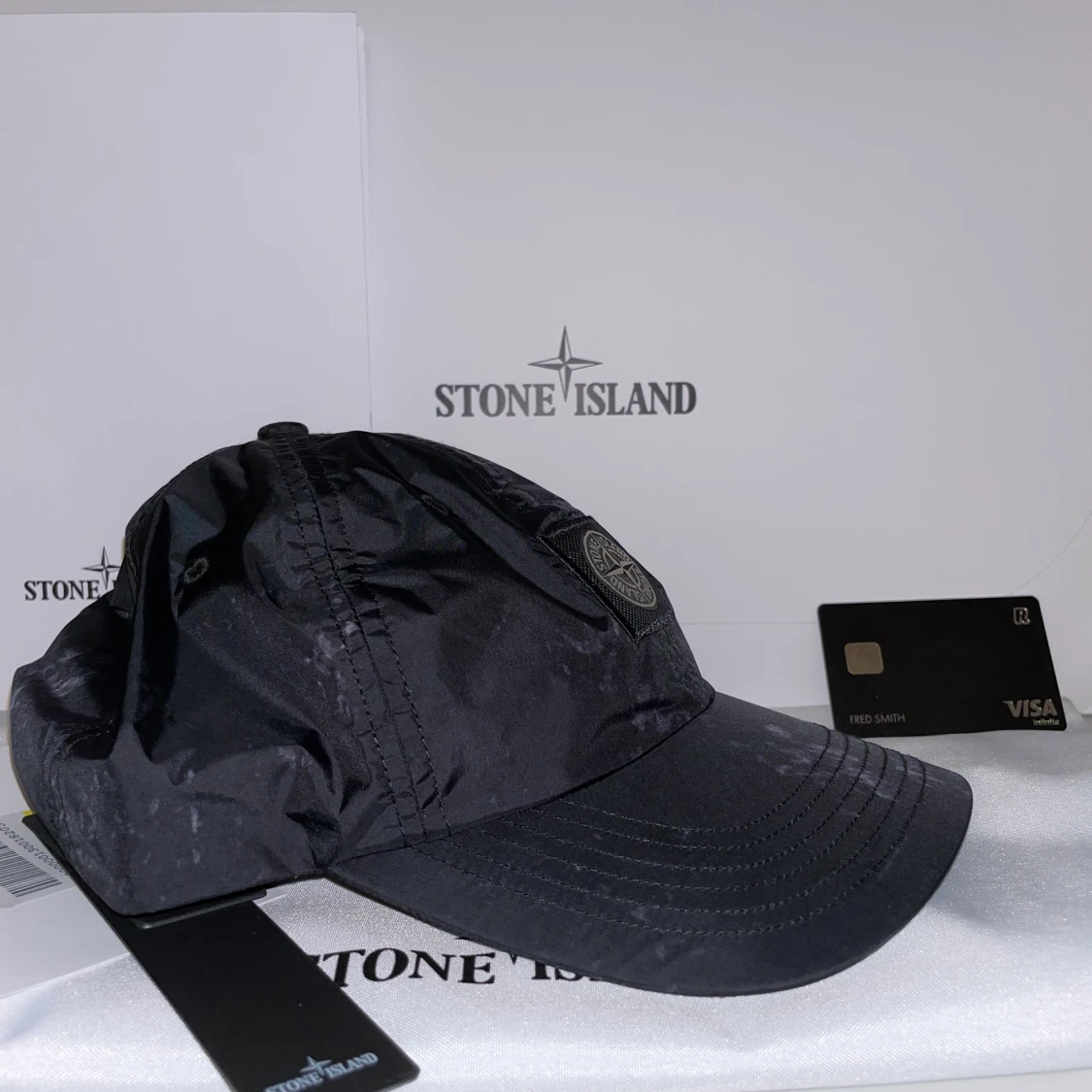 Supreme/Stone Island keps