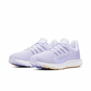 Nike löparskor - Säljer oanvänt par Nike so quest 2w i lila, str 38-39 💜 