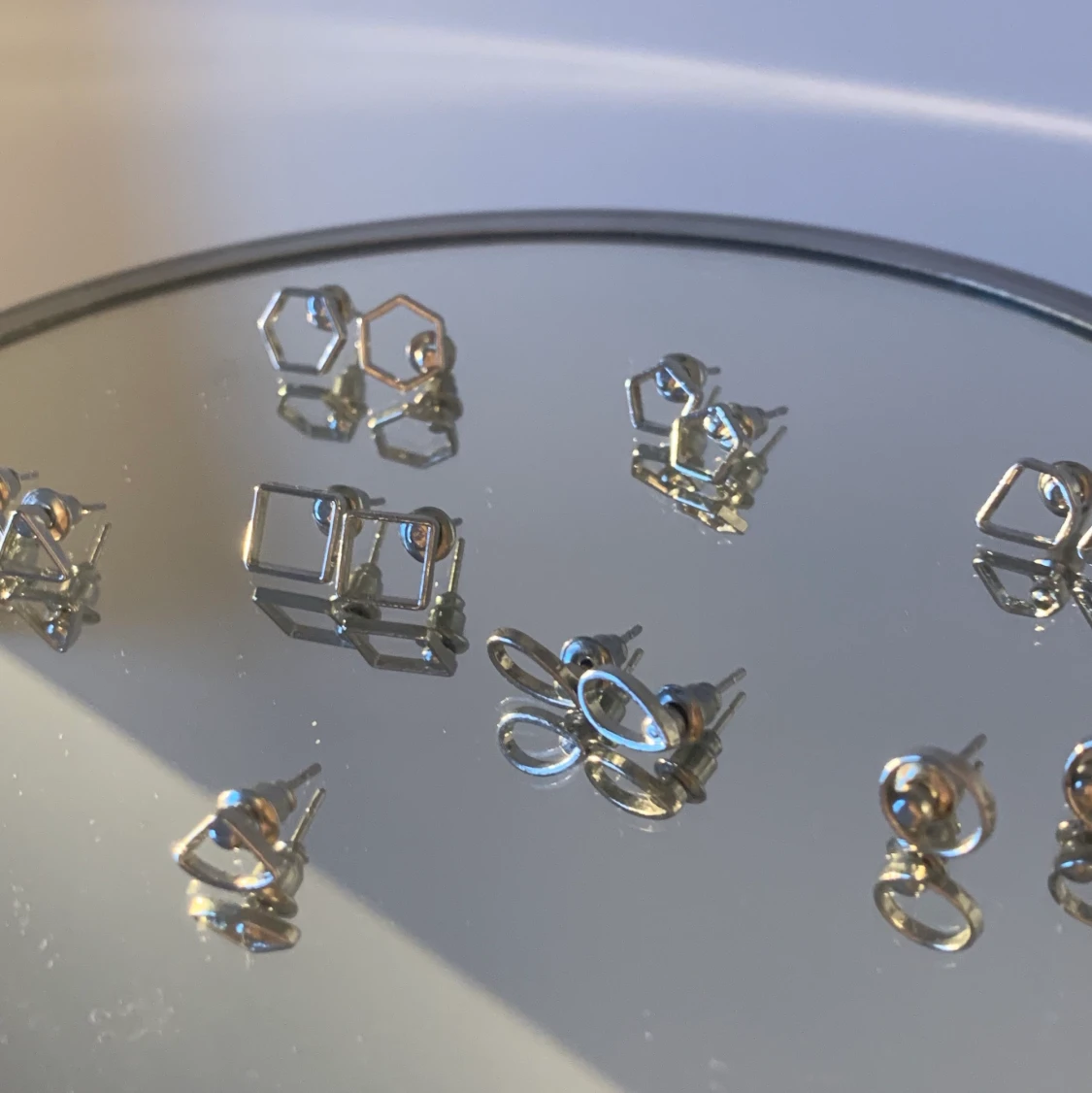 Örhängen i olika former  - 90