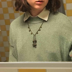  - Mysig stickad tröja köpt secondhand