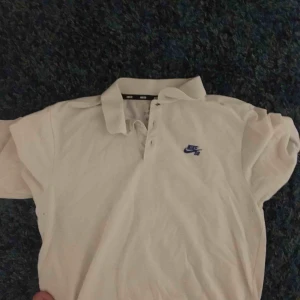  - Nike sp pike  Size M Skick 9/10 