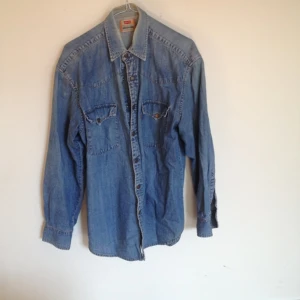 Jeans skjorta  - Jeans skjorta 