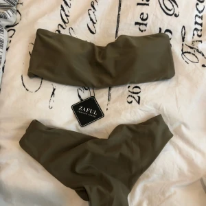  - Oanvänd bikini från Zaful, strl medium